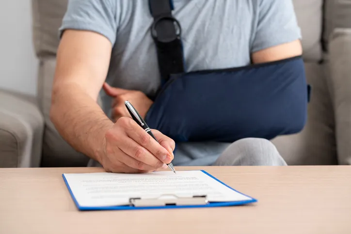 Firma de una reclamación por lesión o accidente personal