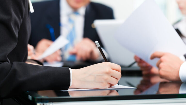 5 claves para contratar un abogado