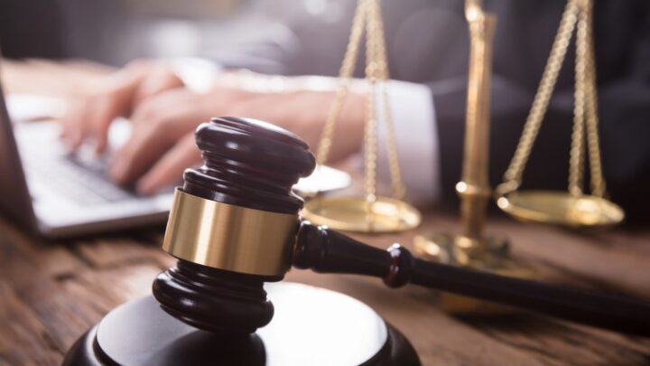 ¿Cuándo, cómo y por qué se pueden suspender las penas de prisión cuando no superan los dos años?