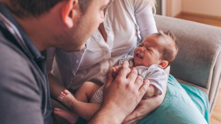 Cómo solicitar el permiso de paternidad de 8 semanas