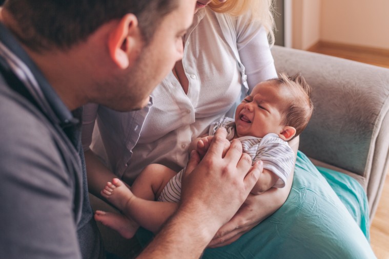 Cómo solicitar el permiso de paternidad de 8 semanas