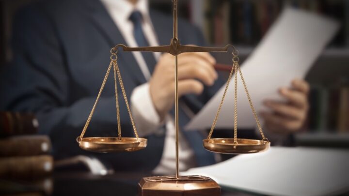 Defiende tus intereses con un abogado penal