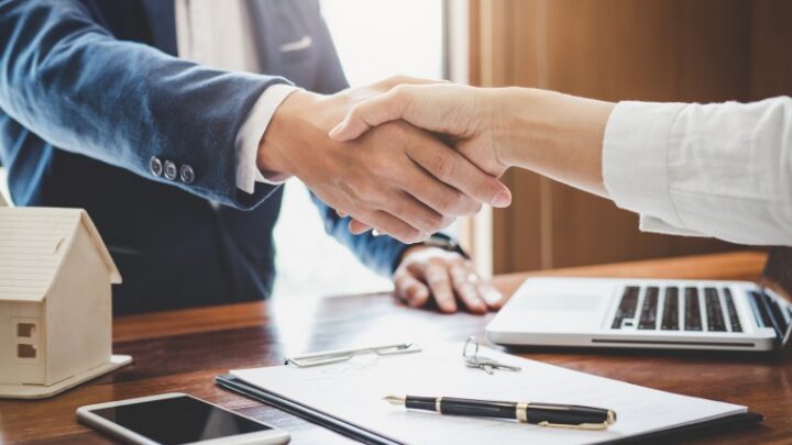Qué hace un abogado experto en derecho inmobiliario