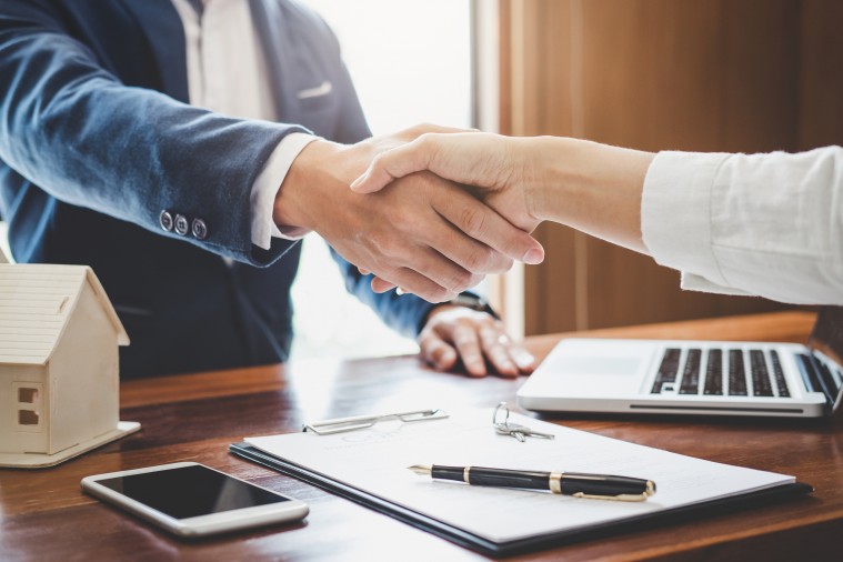 Qué hace un abogado experto en derecho inmobiliario