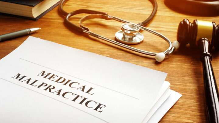 Consecuencias legales de una negligencia médica