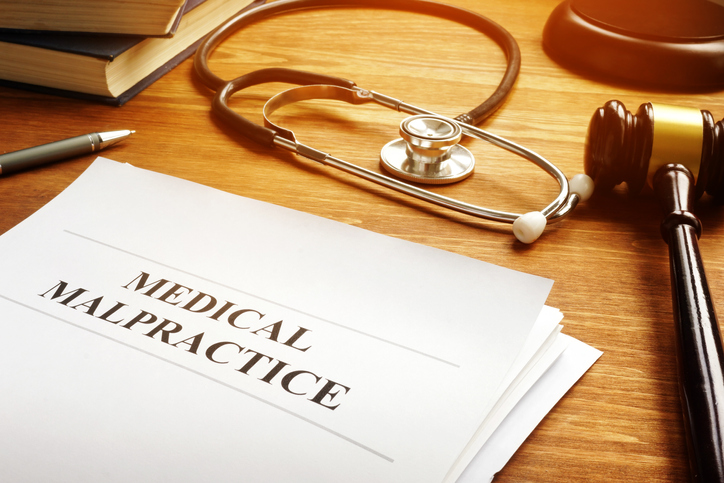 Consecuencias legales de una negligencia médica