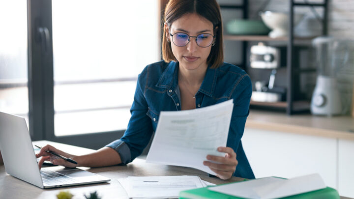 Contratos de Trabajo en España: Tipos y Diferencias