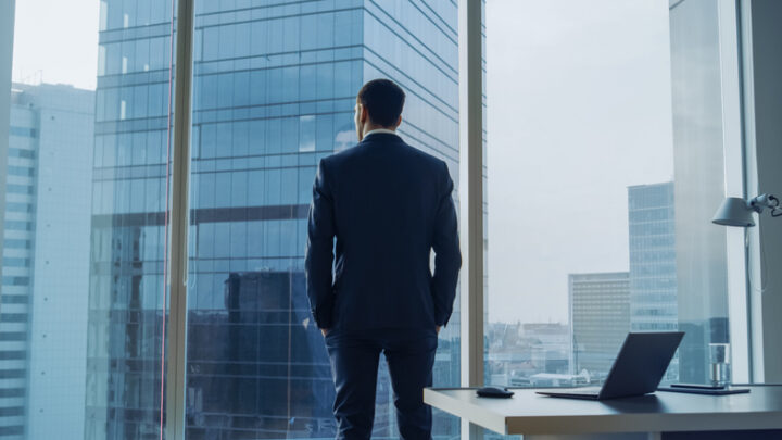 La evolución del perfil directivo y su impacto en la gestión empresarial contemporánea