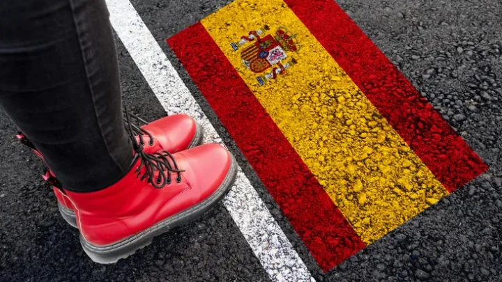 Visados y estancias en España: guía completa (Schengen y nacionales)