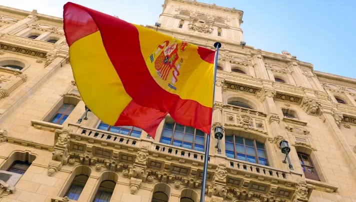 Trámites con la Administración en España: guía para no perderte